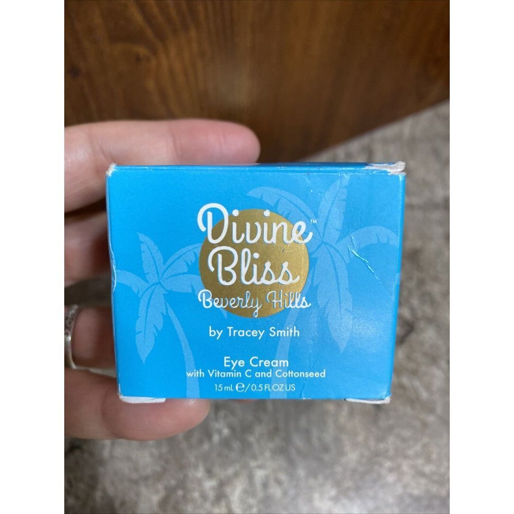 DIVINE BLISS Beverly Hills Eye Cream -Vitamin C & Cottonseed by Tracy Smith - Picture 2 of 4